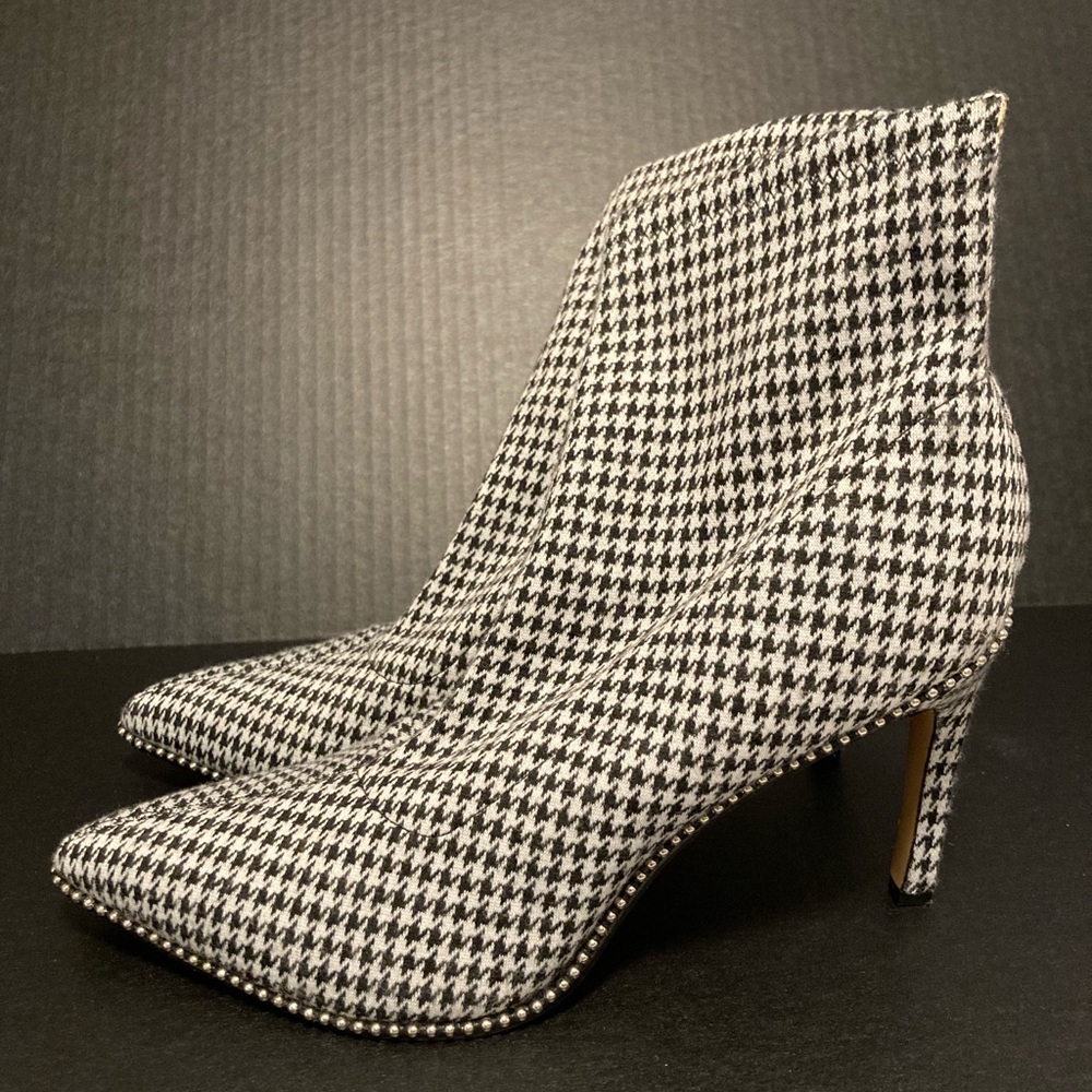 Bar III Houndstooth Heeled Boots - Black and White size 8.5